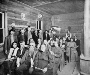 A black-and-white photo of a group of students at a Moonlight School in Kentucky
